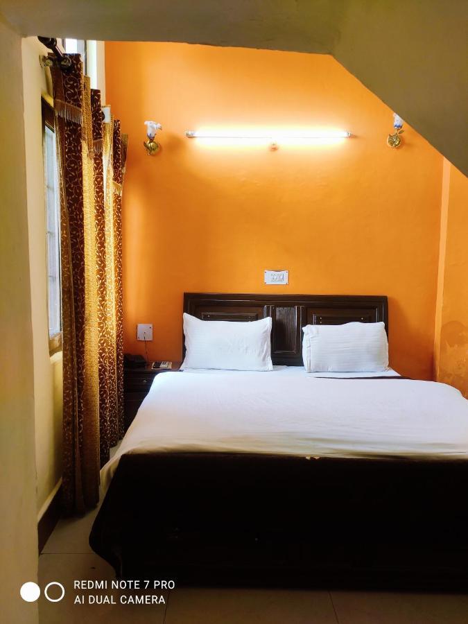 Castle View Hotel Mussoorie Luaran gambar