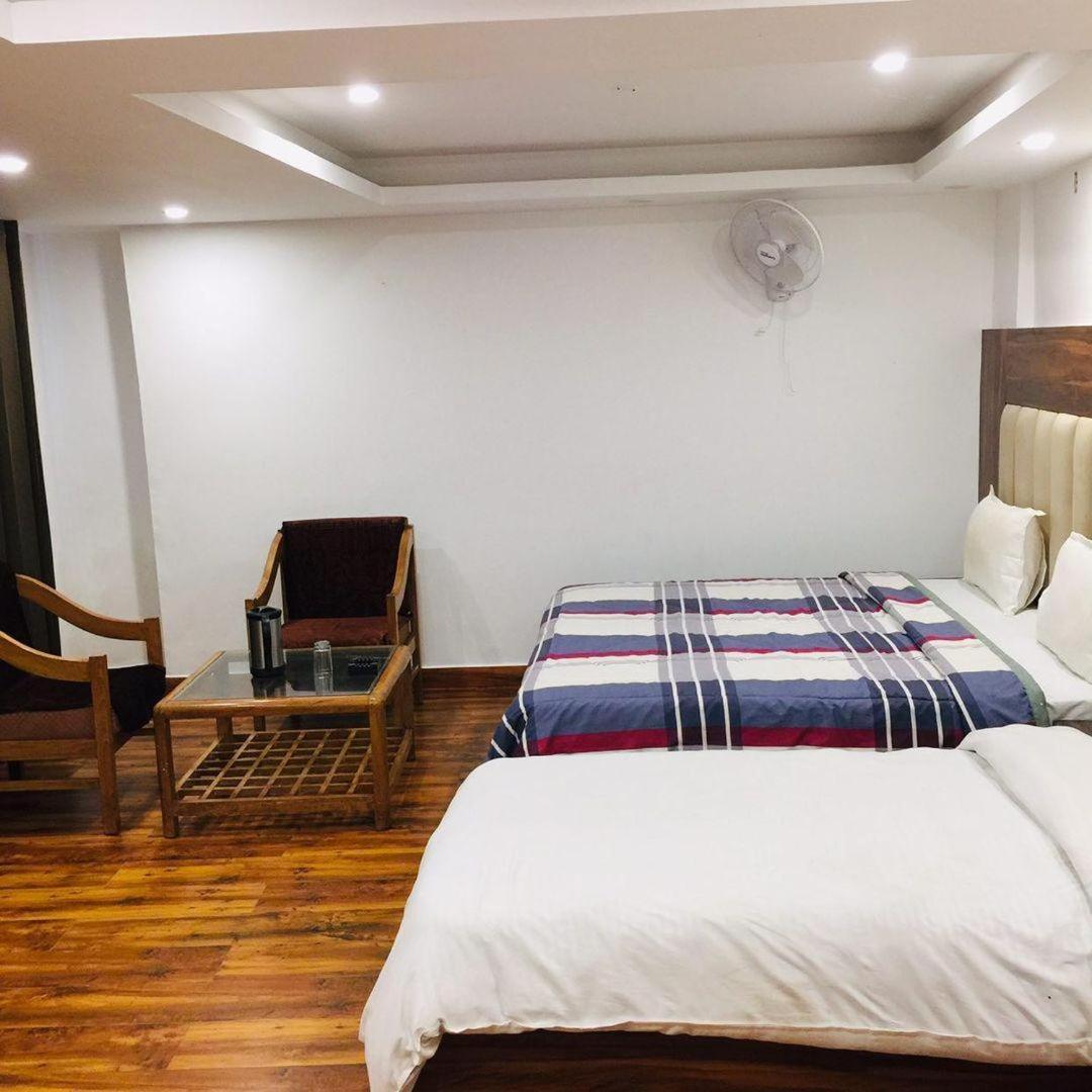 Castle View Hotel Mussoorie Luaran gambar