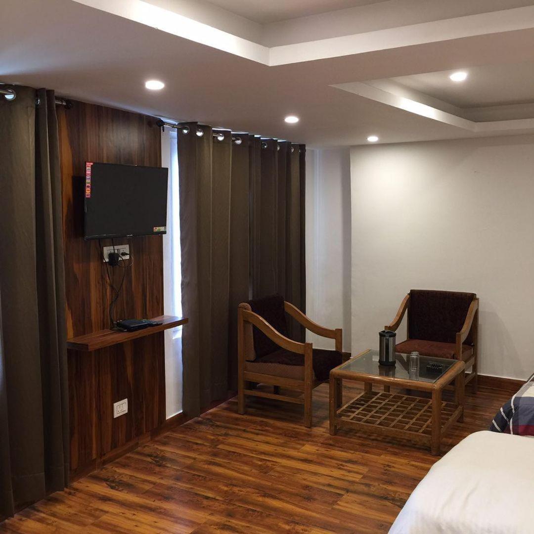 Castle View Hotel Mussoorie Luaran gambar
